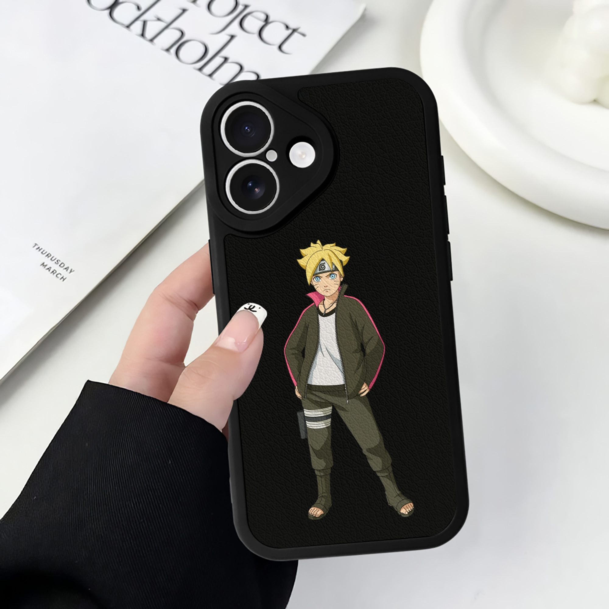 （画像用） NARUTO -ナルト- うずまき ボルト Uzumaki Boruto 【iPhone 16シリーズ対応】シリコンスマホケース（レザー調） 材質：シリコン